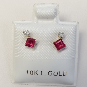 $500 10K Ruby(0.44ct) Diamond(0.06ct) Earrings