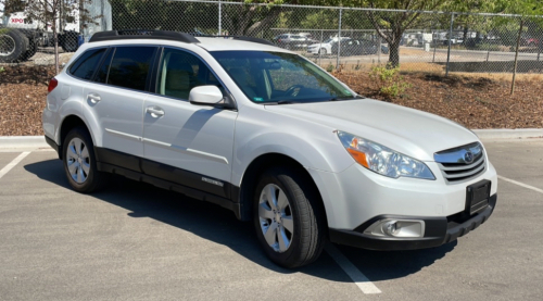 2012 Subaru Outback - AWD!