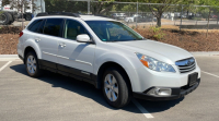 2012 Subaru Outback - AWD!