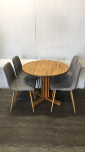 Wooden Table w/ (4) Chairs