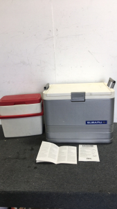 (1) Subaru Igloo Koolmate 12v 20-Quart Cooler (1) Coleman Cooler