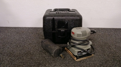 Porter Cable Sander with Case