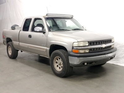 1999 Chevrolet Silverado 4x4 - Good Running Work Truck