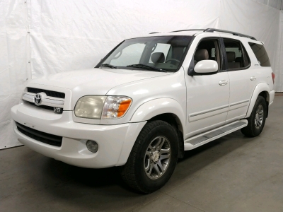 2005 Toyota Sequoia - AWD