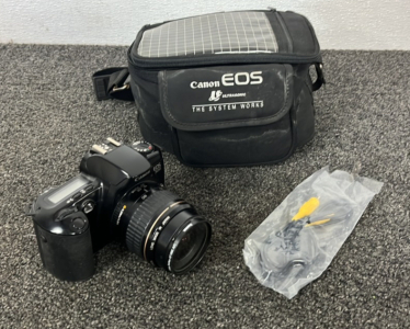 Canon EOS 500 35mm Film Camera with 35-80mm Lens & Carrying Case