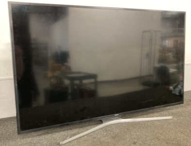 Samsung 55” Flat Screen TV