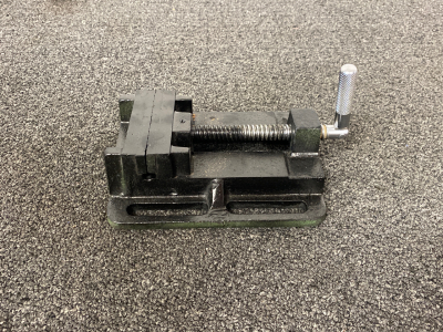 4 1/4” Vise