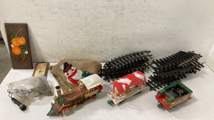 Christmas Train & Home Decor