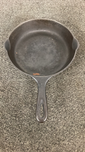 Wagner Ware Sidney -0- Cast Iron Skillet