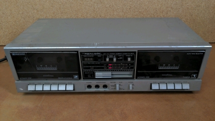 Vintage Realistic Stereo Dubbing Cassette Deck