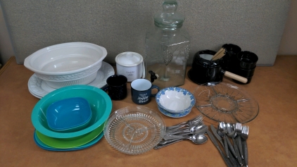 Assorted Kitchenware