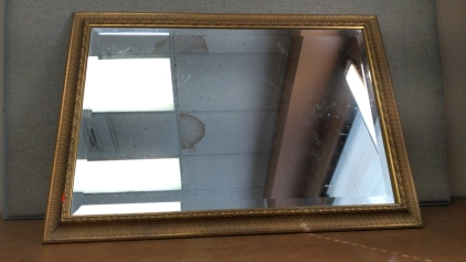 41x29 Wall Mirror