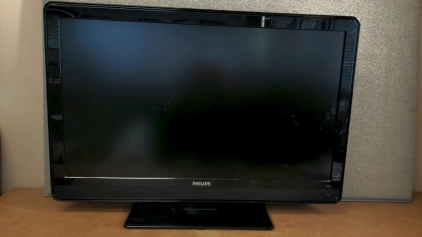 42" Philips LCD TV