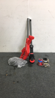 (1) Craftsman 10&rdquo; Weedwacker Edger (5) Replacement String Packs