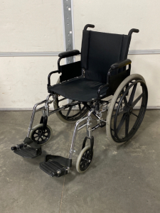 Invacare 9000XT Wheelchair