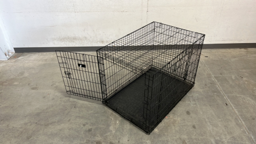 Kong 28" W x 43" D x 31" H Collapsible Animal Crate