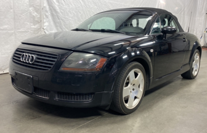 2001 Audi TT Coupe - AWD - Sporty!