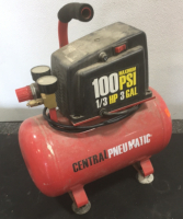 General Pneumatic 3 Gal Air Compressor