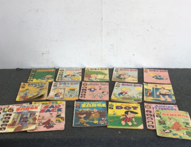 (18) Vintage Richie Rich Comics