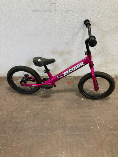 Strider 14x Childs Bike