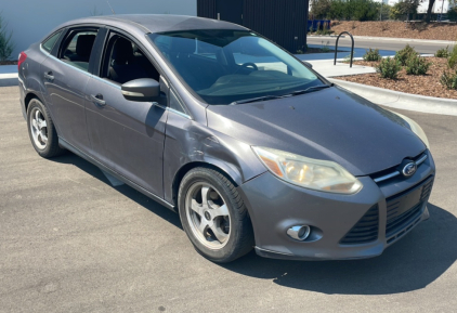 2012 Ford Focus - Bluetooth!