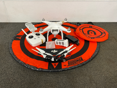 Phantom 3 Professional Drone System with Landing Pad