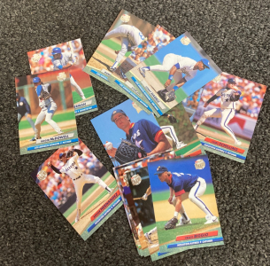 Assortment of Baseball Cards