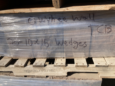 20- Owyhee Wall Terra Cotta Blend Wedges