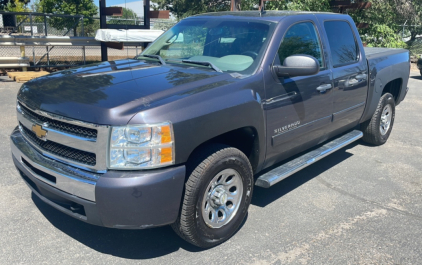 2010 Chevrolet Silverado 1500 - Running Boards - 4x4!