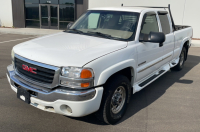 2003 GMC Sierra - 4x4!