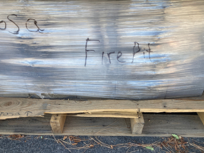 Pallet of Fire Pit Posadetta