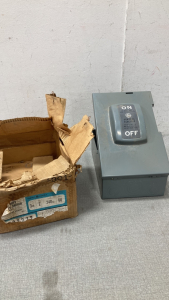 General Electric light duty safety switch