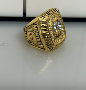 San Francisco 49ers 1984 Super Bowl Championship Ring (Named to Joe Montana)