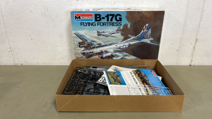 1973 Monogram 1/48 B-17G Flying Fortress Model