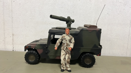1/6 Scale GI Joe Military Hummer with 11.5" H Soldier