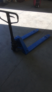 Jet pallet Jack 27” x 48”