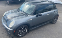 2006 Mini Cooper - Leather Seats!