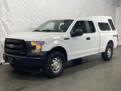 2016 Ford F-150 - 4x4 - Nice!