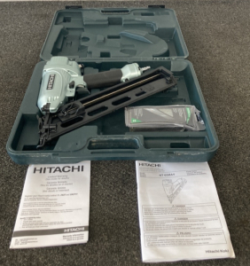 Hitachi Pneumatic Finish Nailer