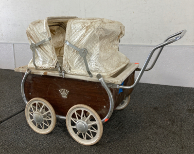 Vintage Baby Doll Carriage