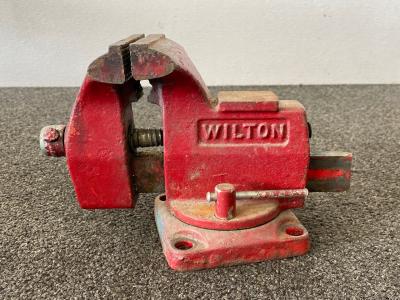 Wilton 4” Bench Vise