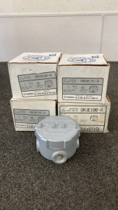 Grue Universal Conduit Outlet Box