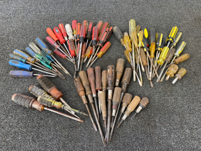 Large Assortment Of Screwdrivers