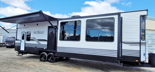 New 2022 Keystone RV Retreat 39LOFT - BOISE - 5% Buyers Premium