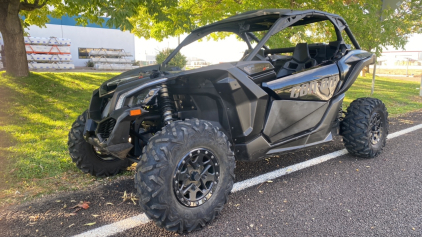 2017 Can-Am Maverick X3 XDS- 1700 Miles and Performance!
