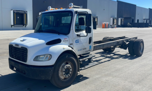 2005 Freightliner M2 - Diesel!