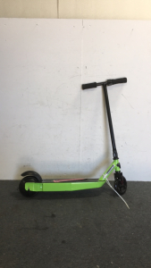 (1) Razor Electric Scooter