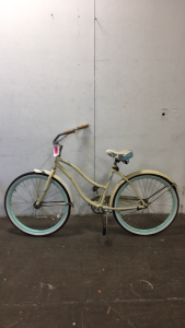 Huffy Cranbrook 24” Beach Cruiser