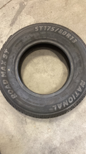 (1) ST175/80R13 Trailer Tire