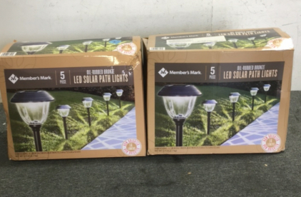 (2) Packs of 5 Member&rsquo;s Mark LED Solor Path Lights